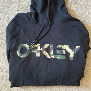 ⚡️LAST CALL⚡️ Men’s Oakley Hoodie
